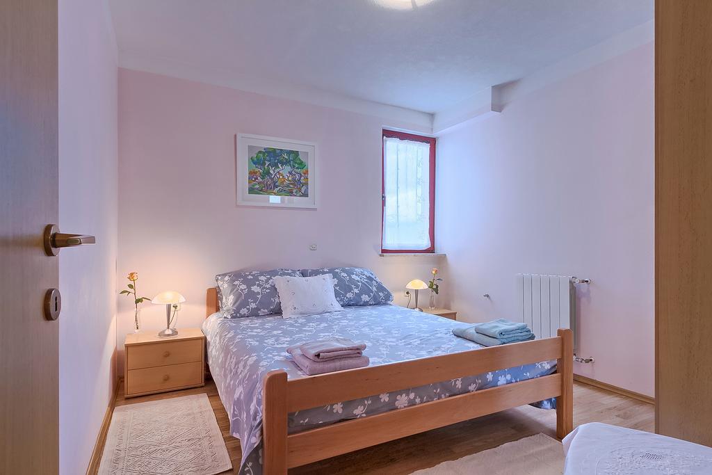 Apartments Valoda Nedeščina Dış mekan fotoğraf