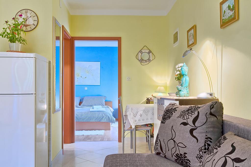 Apartments Valoda Nedeščina Dış mekan fotoğraf