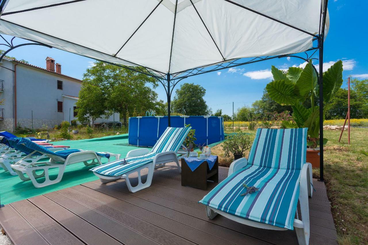 Apartments Valoda Nedeščina Dış mekan fotoğraf