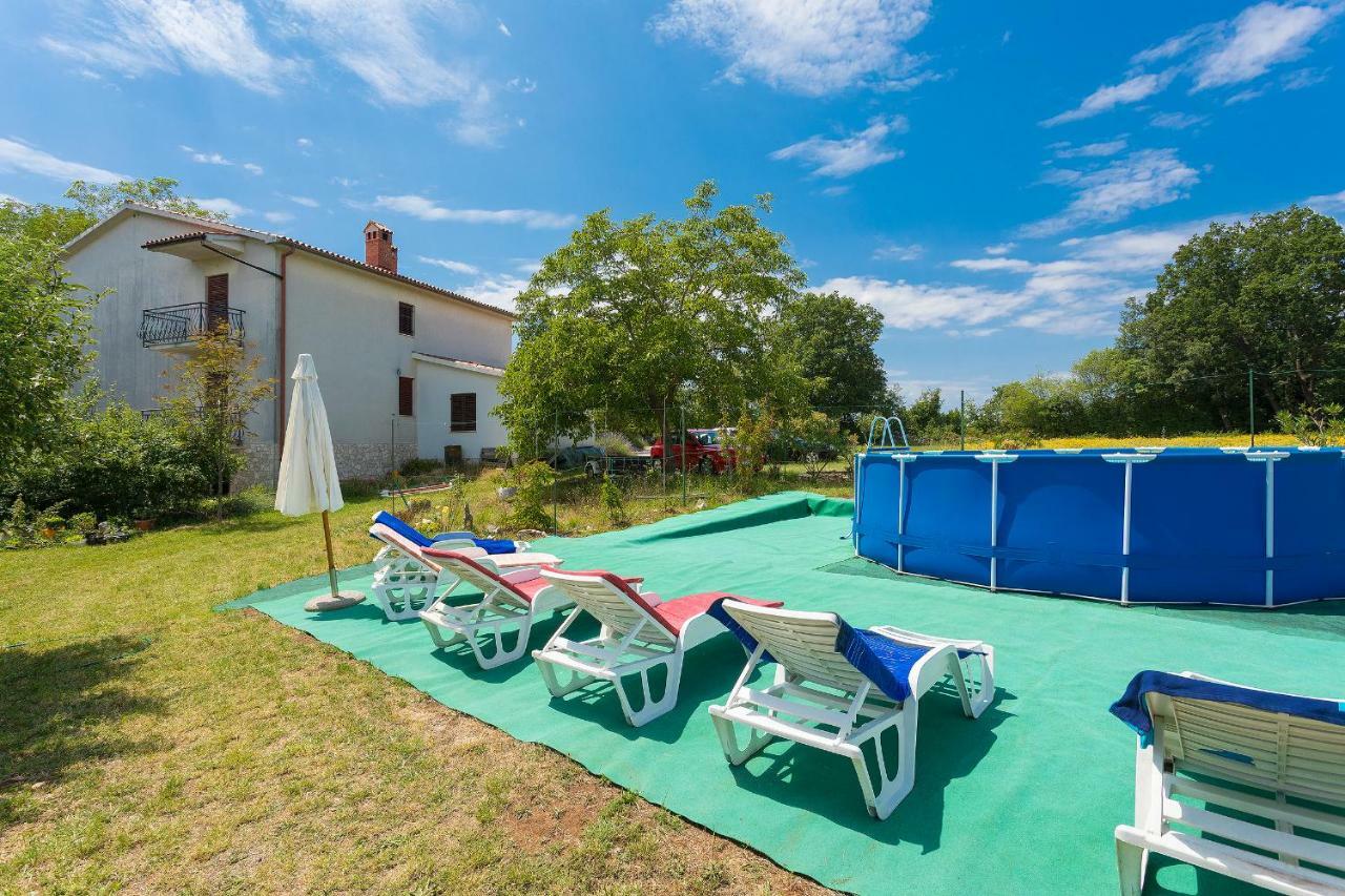 Apartments Valoda Nedeščina Dış mekan fotoğraf